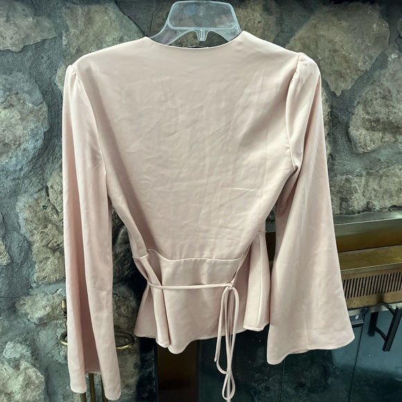 L’Academe’ LosAngeles wrap top size small - Picture 3 of 8